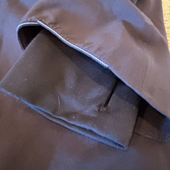 ivivva by lululemon girls black rain jacket size 12 - Picture 4 of 4